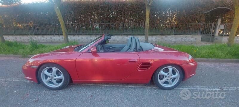 Usata Porsche Boxster 228 CV (167 kW) 2003 Rosso Cabrio