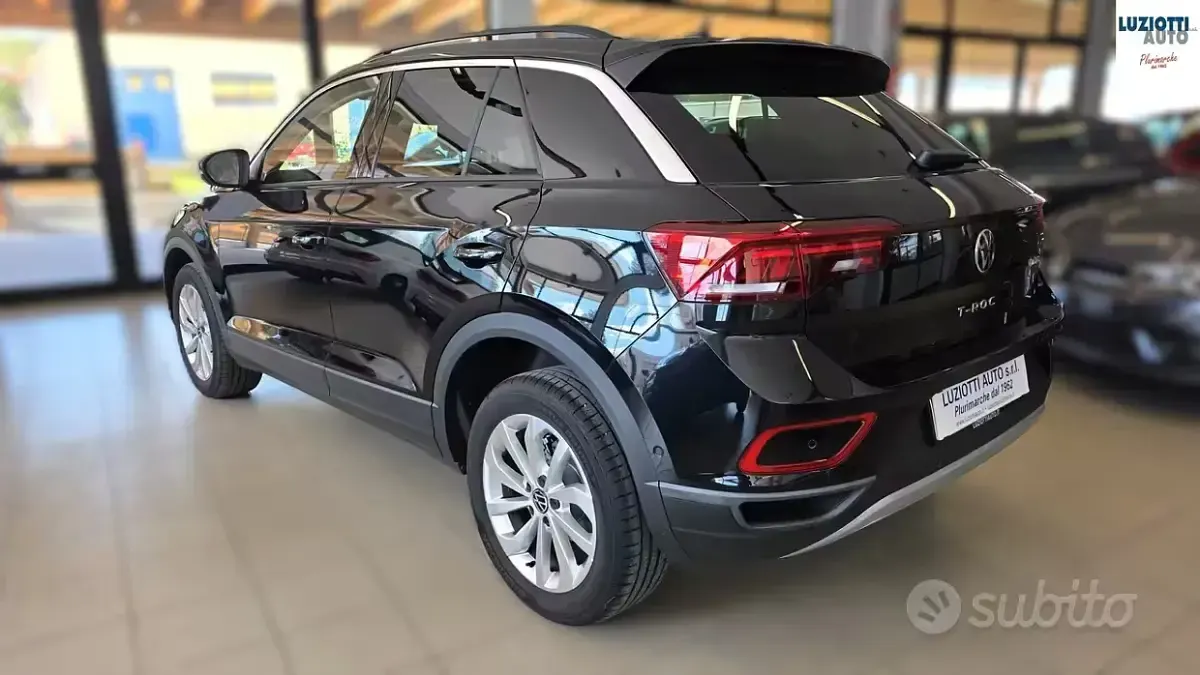 Usata VW T-Roc Edition 116 CV (85 kW) 2025 Nero SUV