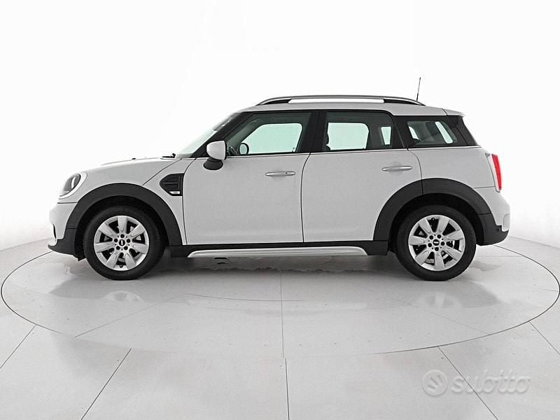 Usata Mini One D Countryman 116 CV (85 kW) 2020 Light white SUV