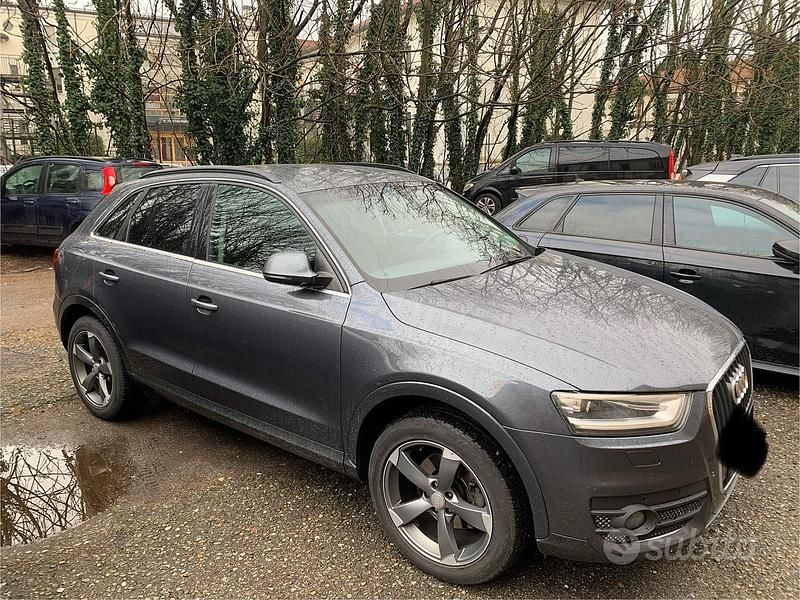 Grigio Usata 2013 Audi Q3 Comfort SUV | 9000 € (Buon prezzo) - Immagine 1/4