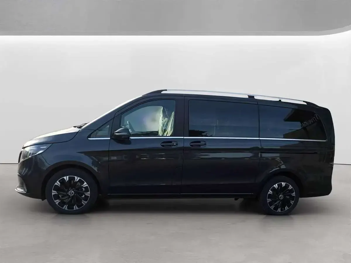 Nuova Mercedes V250 Avantgarde 190 CV (139 kW) 2026 Nero ossidiana Monovolume