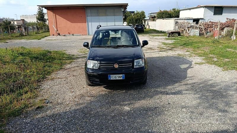 Usata Fiat Panda 69 CV (50 kW) 2011 Utilitaria