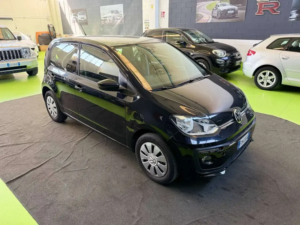 Usata VW up! Move 68 CV (50 kW) 2018 Nero Utilitaria