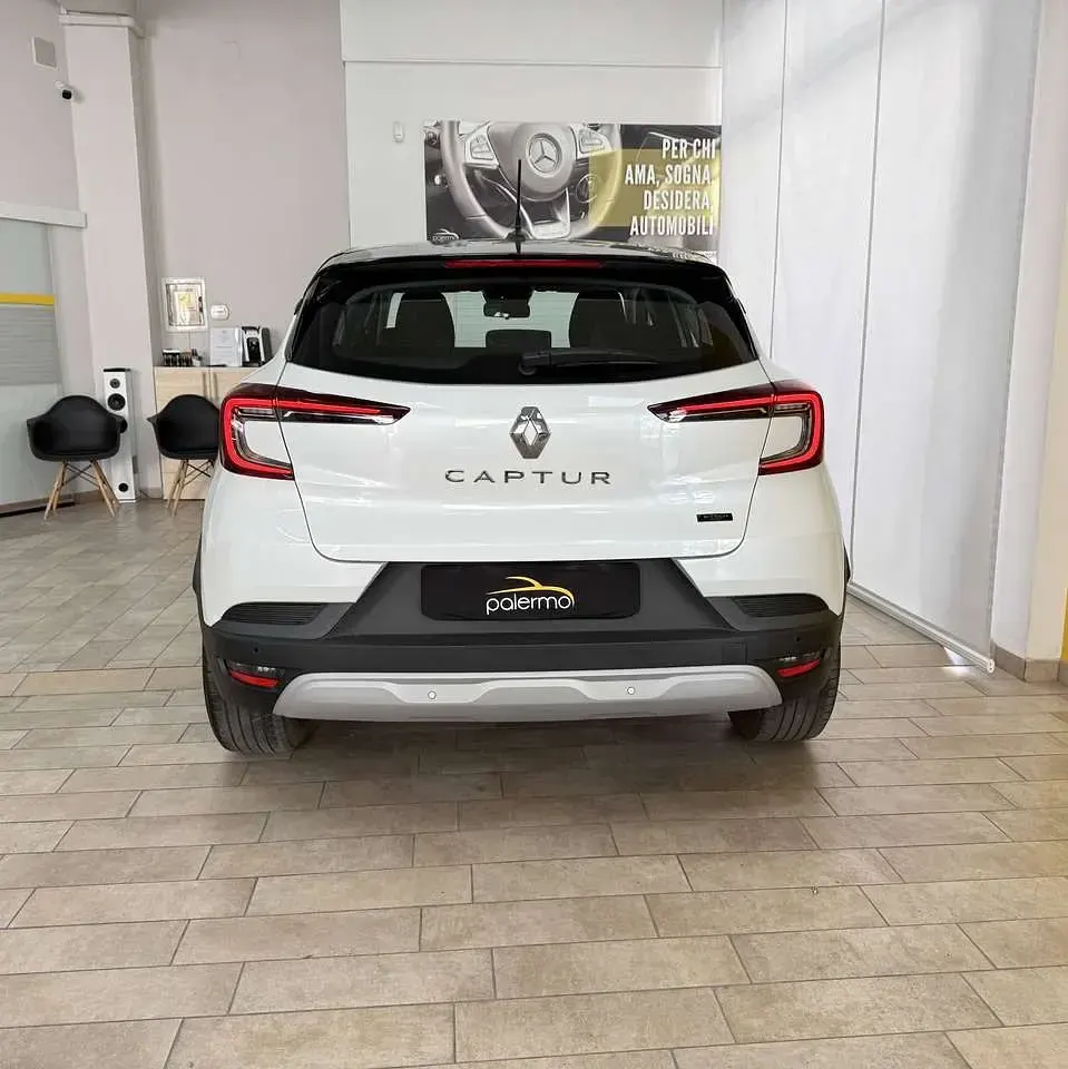 Usata Renault Captur Evolution 94 CV (69 kW) 2023 Bianco SUV
