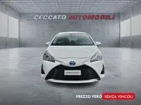 Usata Toyota Yaris Hybrid Cool 101 CV (74 kW) 2019 Bianco Utilitaria