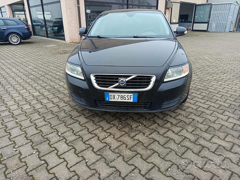 Usata Volvo V50 R-Design 108 CV (79 kW) 2009 Nero Station wagon