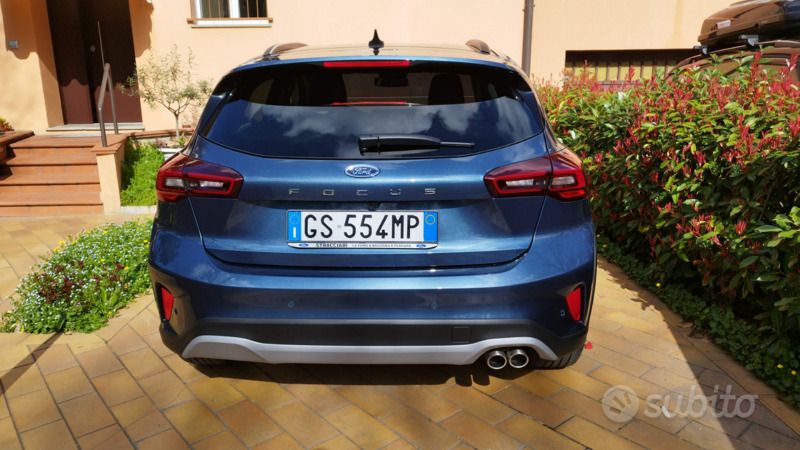 Usata Ford Focus Active X 155 CV (114 kW) 2024 Blu Berlina