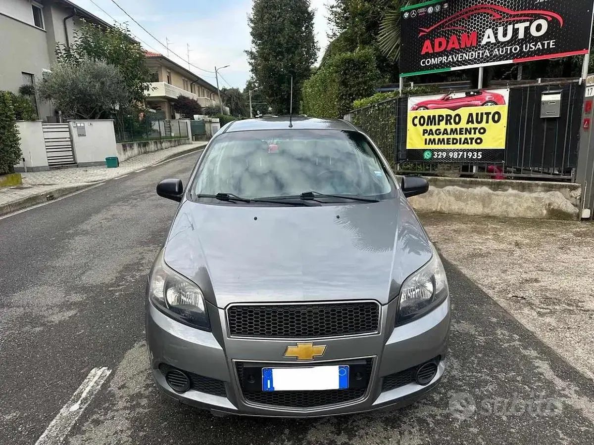 Usata Chevrolet Aveo LT 84 CV (61 kW) 2011 Grigio Berlina
