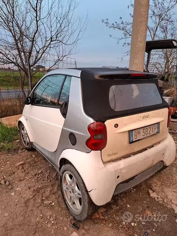Usata Smart ForTwo Cabrio 75 CV (55 kW) 2002 Bianco Cabrio