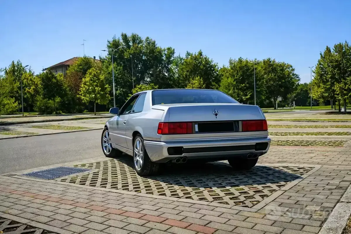 Usata Maserati Ghibli GT 306 CV (225 kW) 1997 Grigio Coupé