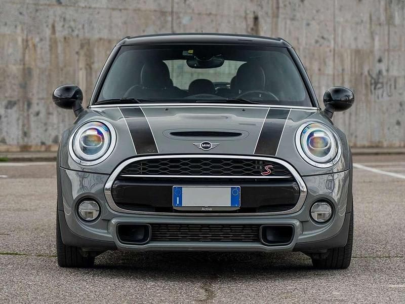 Usata Mini Cooper SD Hype 170 CV (125 kW) 2019 Grigio Utilitaria