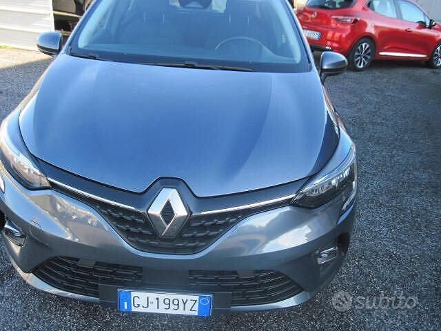 Usata Renault Clio V Equilibre 91 CV (66 kW) 2022 Grigio Berlina