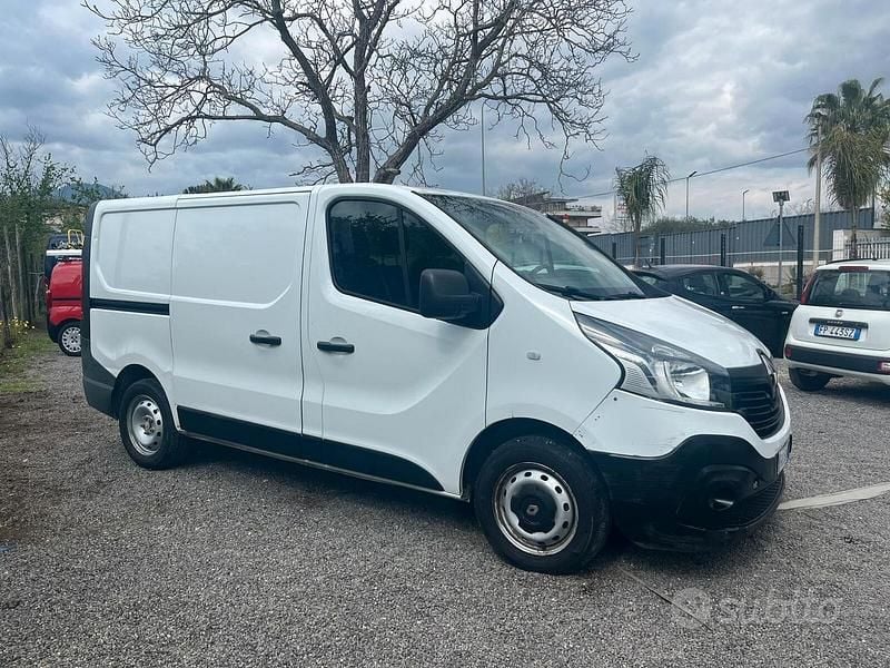 Usata Renault Trafic 121 CV (88 kW) 2019 Bianco Monovolume