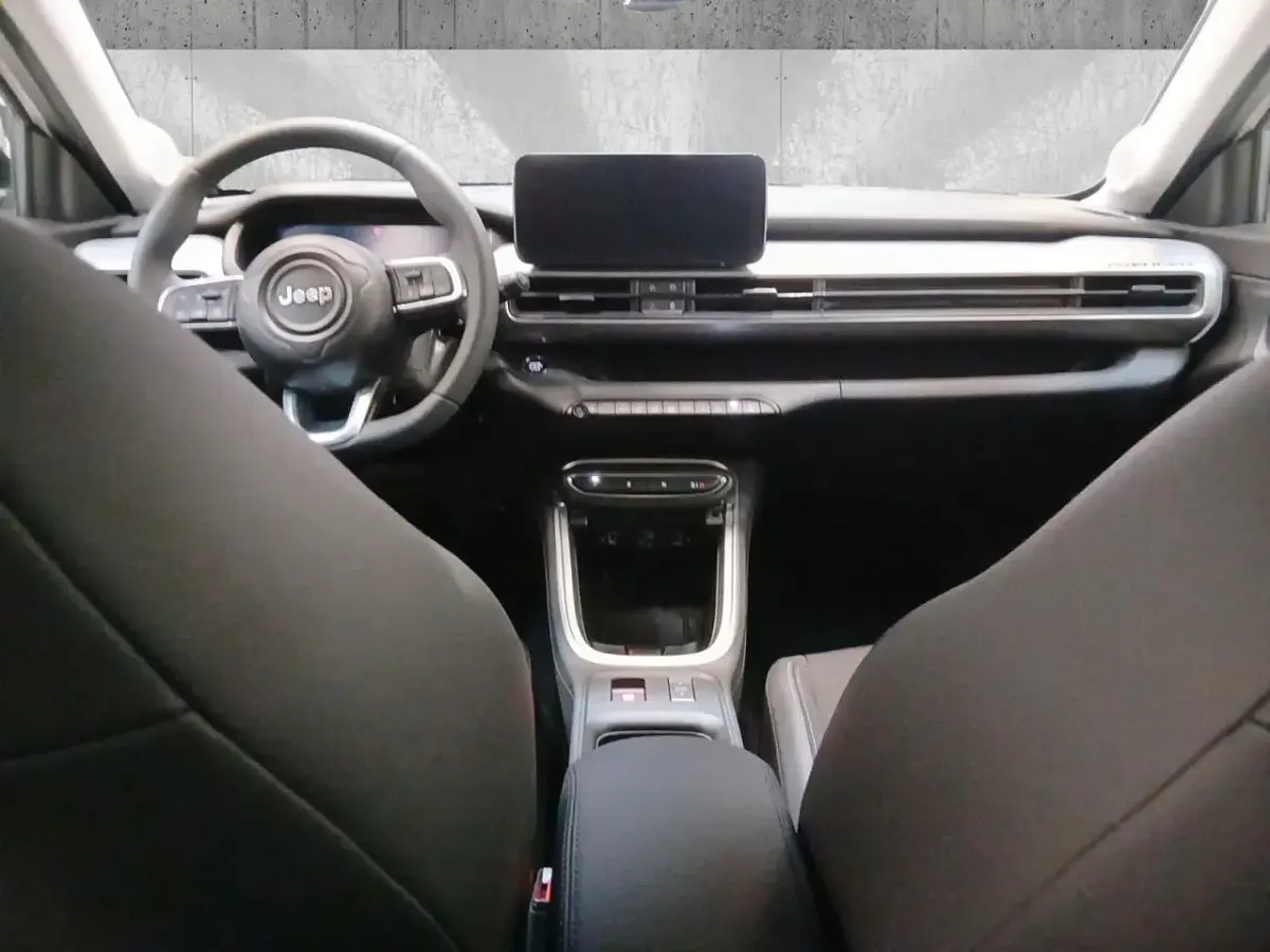 Usata Jeep Avenger Summit 110 CV (80 kW) 2025 Bianco SUV