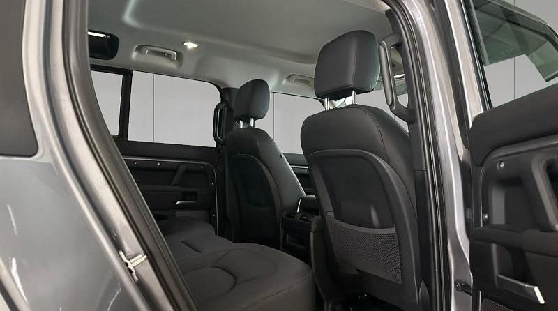 Usata Land Rover Defender S 249 CV (183 kW) 2023 Eiger grey