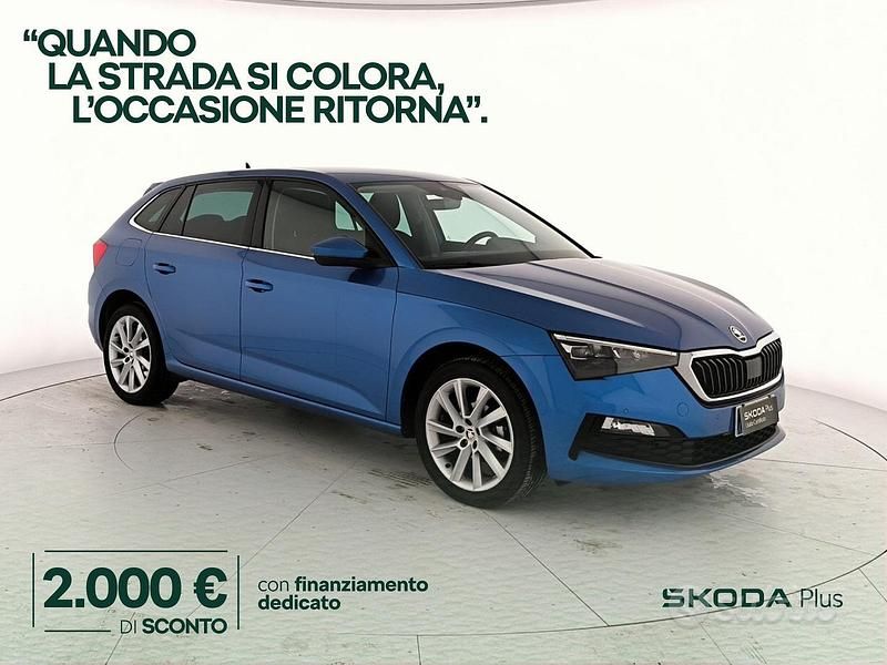 Usado Skoda Scala Style 90 CV (66 kW) 2021 Azul Utilitario