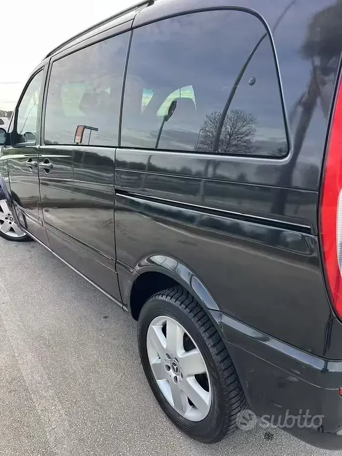Usata Mercedes Viano 204 CV (150 kW) 2008 Nero Monovolume