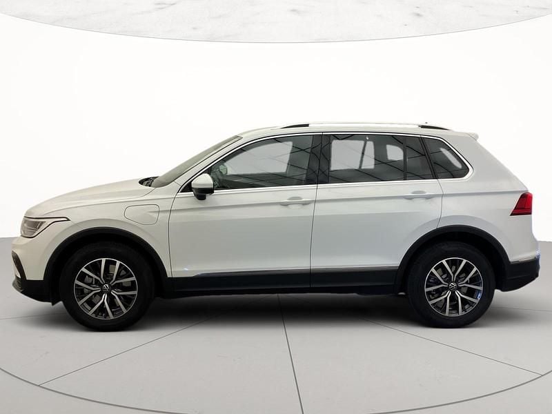 Usata VW Tiguan Life 245 CV (180 kW) 2022 Pure white SUV