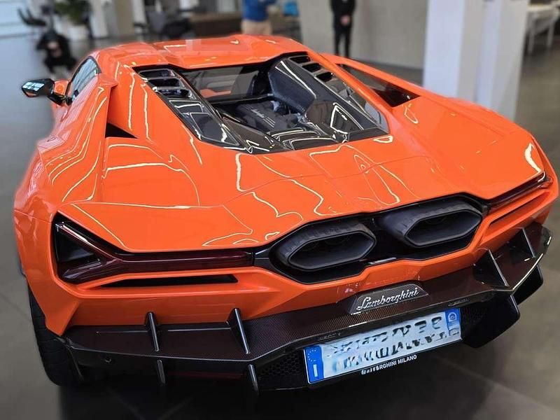 Nuova Lamborghini Revuelto 1015 CV (746 kW) 2025 Arancione Coupé