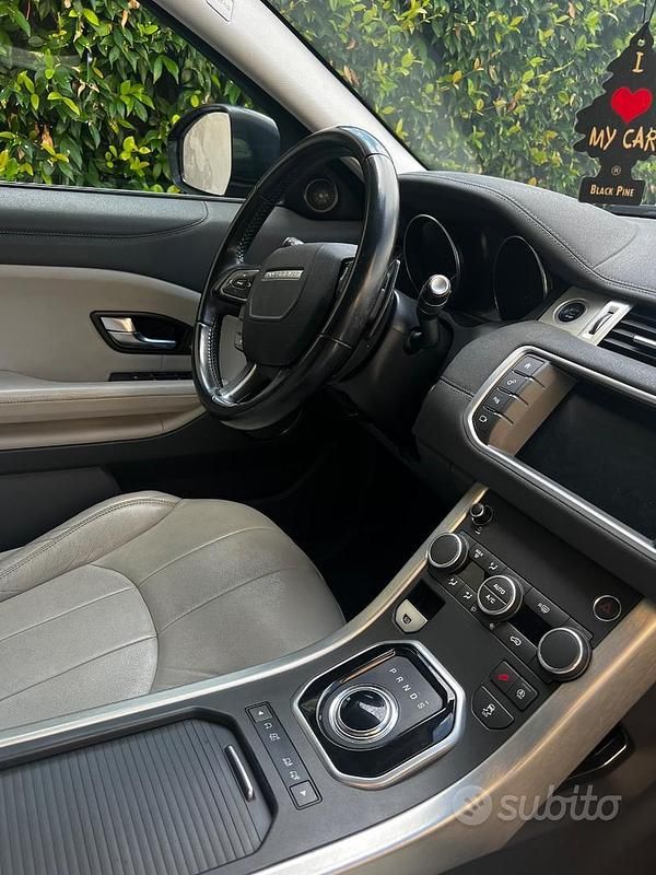 Usata Land Rover Range Rover evoque HSE 150 CV (110 kW) 2018 SUV