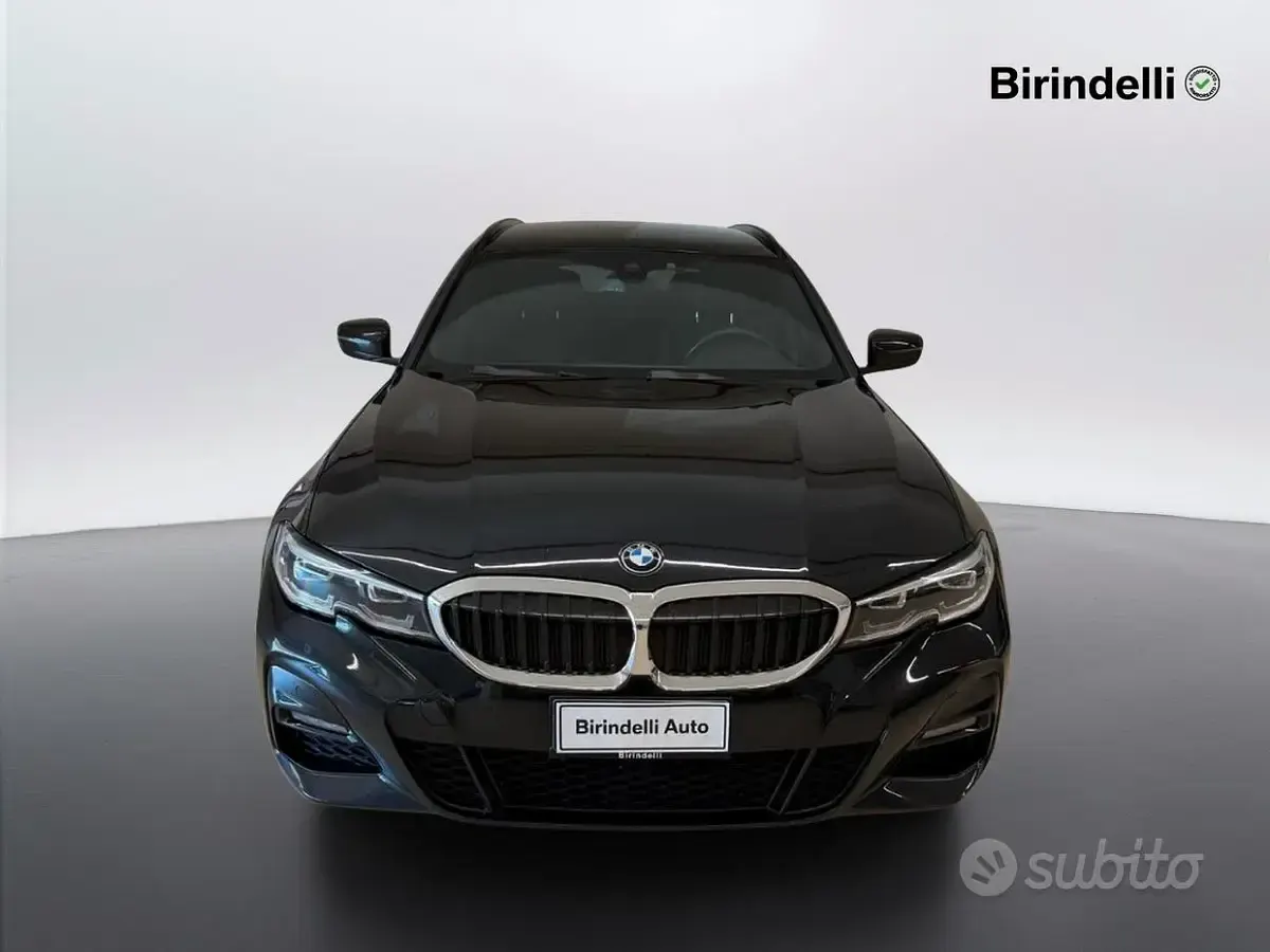 Usata BMW 320 M Sport 190 CV (139 kW) 2020 Black sapphire metallizzato Station wagon