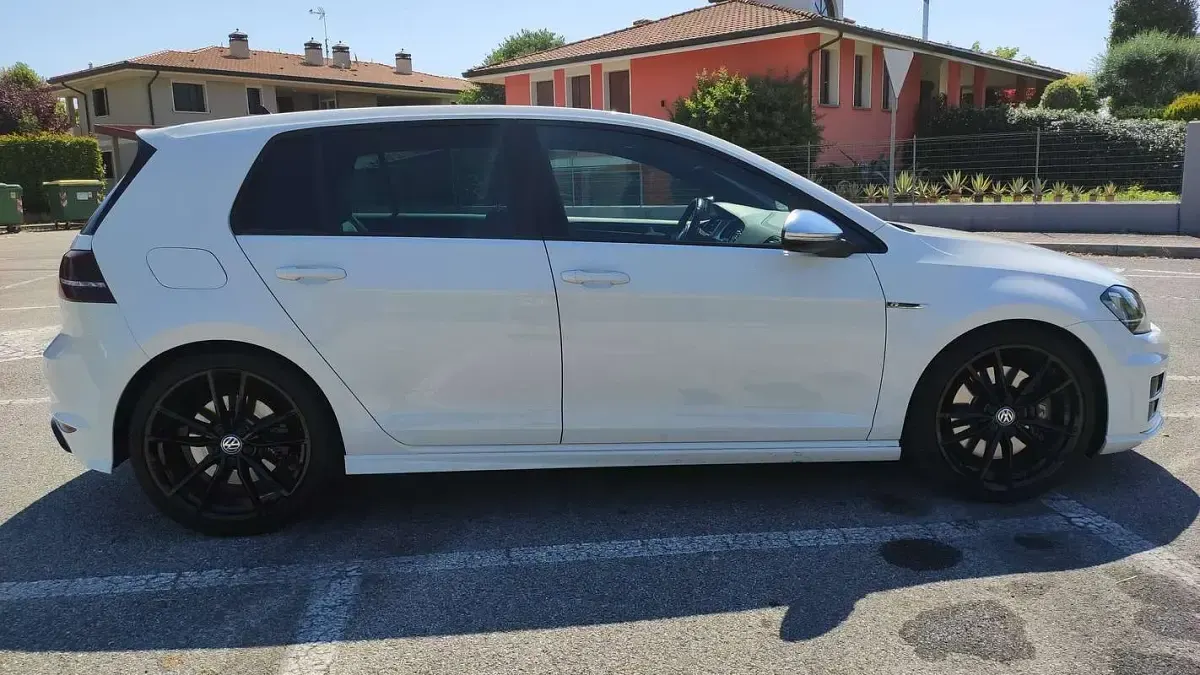 Usata VW Golf VII R 300 CV (220 kW) 2016 Bianco