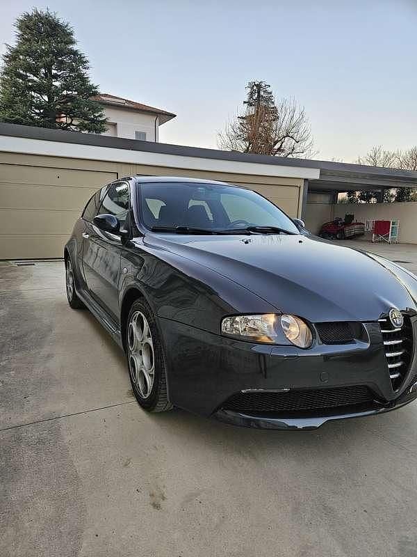 Usata Alfa Romeo 147 GTA 252 CV (185 kW) 2005 Utilitaria