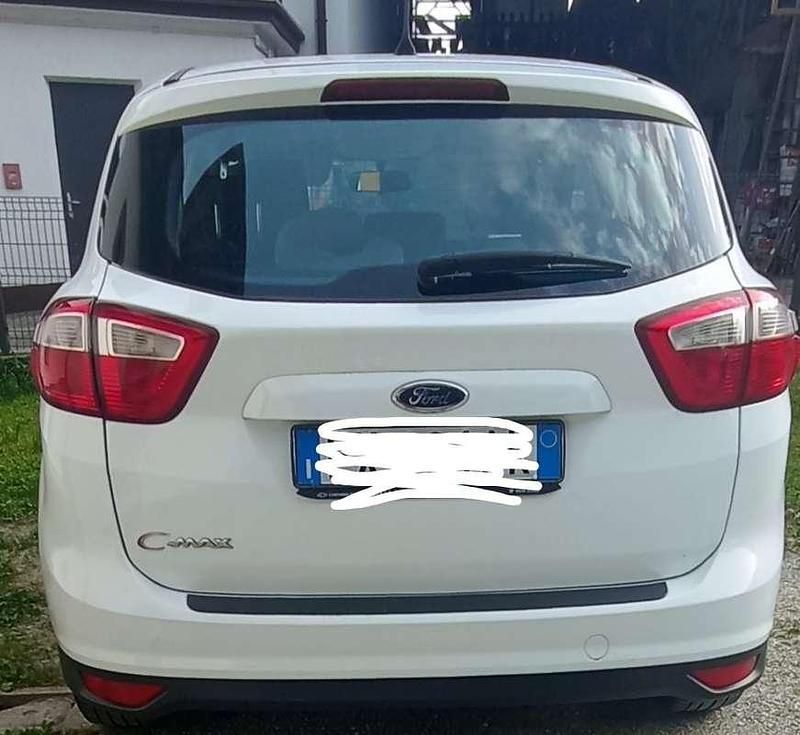 Begagnad Ford C-MAX Titanium 109 HK (80 kW) 2013 Vit Minibuss