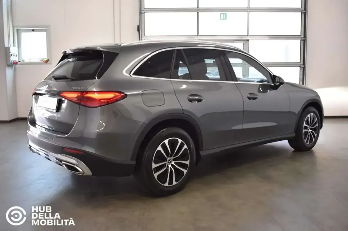 Usata Mercedes GLC220 Advanced 197 CV (144 kW) 2022 Grigio SUV