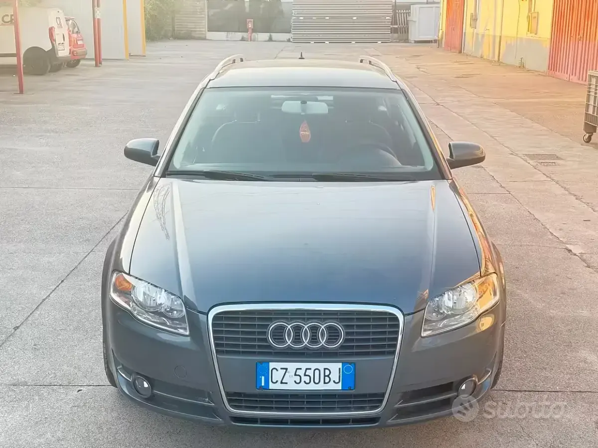 Usata Audi A4 116 CV (85 kW) 2005 Nero Station wagon
