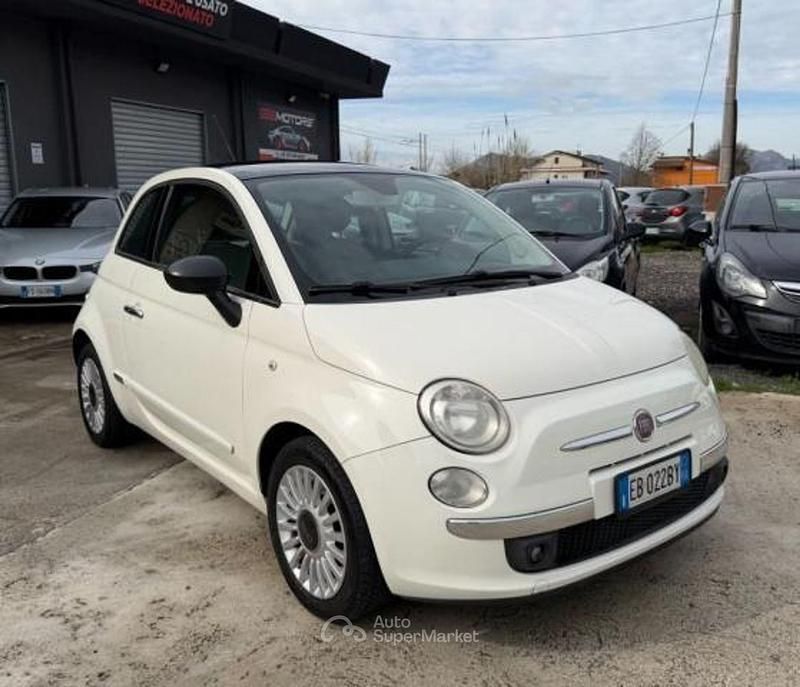 Usata Fiat 500 Lounge 69 CV (50 kW) 2011 Bianco Utilitaria