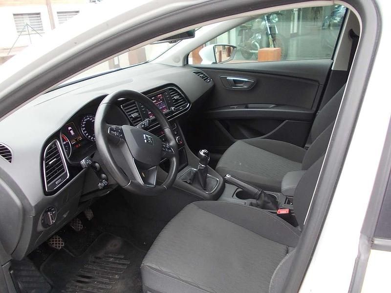 Usata Seat Leon Style 110 CV (80 kW) 2014 Bianco Berlina