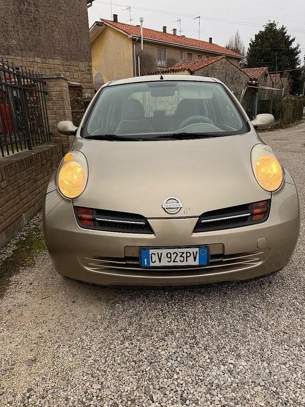 Usata Nissan Micra 2005 Marrone Berlina