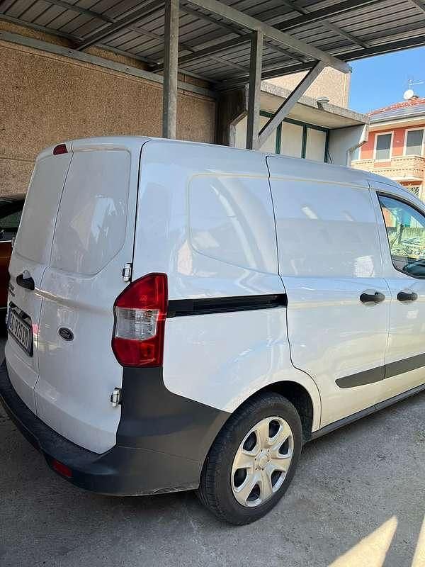 Usata Ford Transit 99 CV (72 kW) 2022 Bianco Furgone