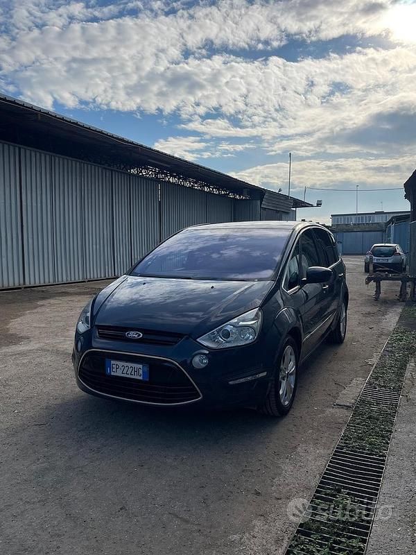 Usata Ford S-MAX Titanium 163 CV (119 kW) 2012 Grigio Monovolume