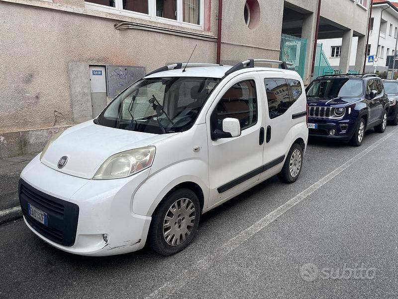 Usata Fiat Qubo Trekking 75 CV (55 kW) 2010 Bianco Monovolume