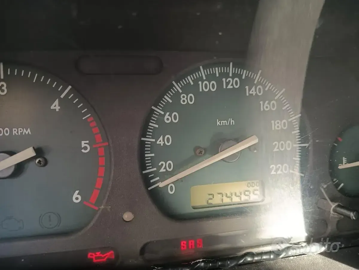Usata Land Rover Freelander 111 CV (81 kW) 2001 Verde SUV