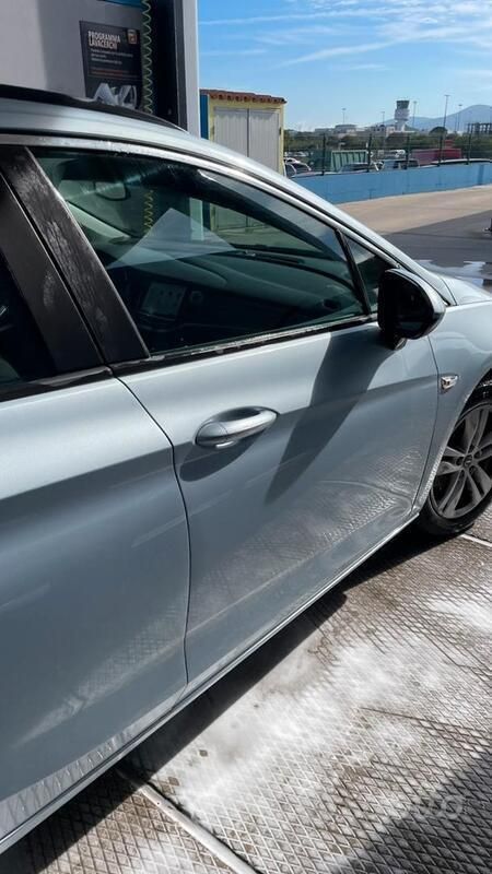 Grigio Usata 2018 Opel Astra Tre volumi | 10.000 € - Immagine 1/4