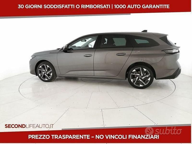 Usata Peugeot 308 SW Allure 131 CV (96 kW) 2023 Grigio Station wagon