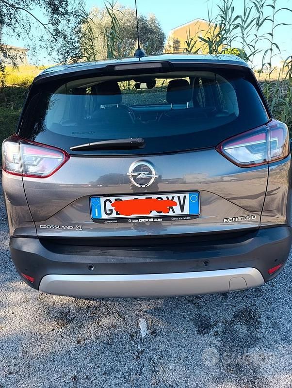 Grigio Usata 2020 Opel Crossland X SUV | 14.700 € (Cara) - Immagine 1/4