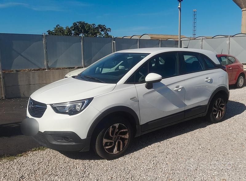Usata Opel Crossland X Innovation 99 CV (72 kW) 2018 Bianco SUV