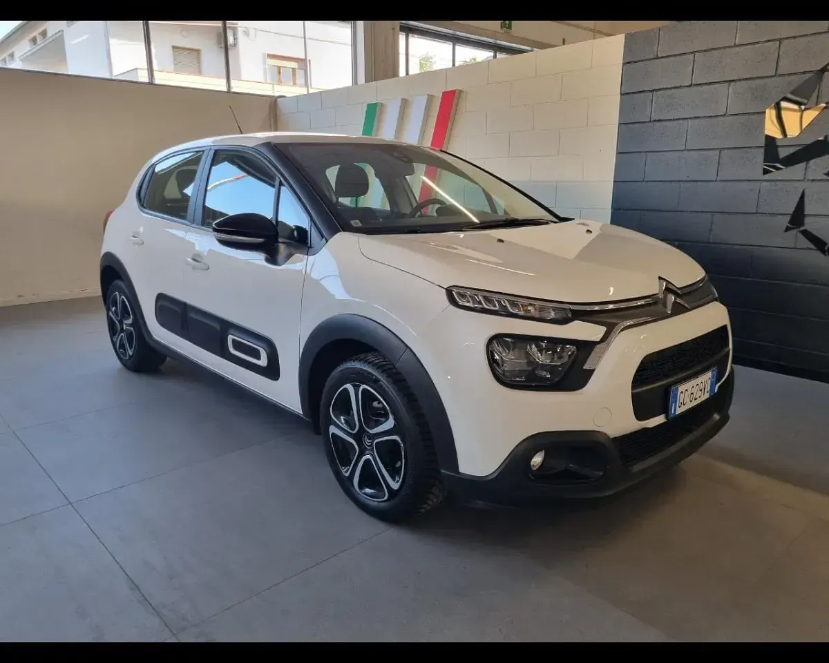 Usata Citroën C3 Feel 83 CV (61 kW) 2020 Nero Utilitaria