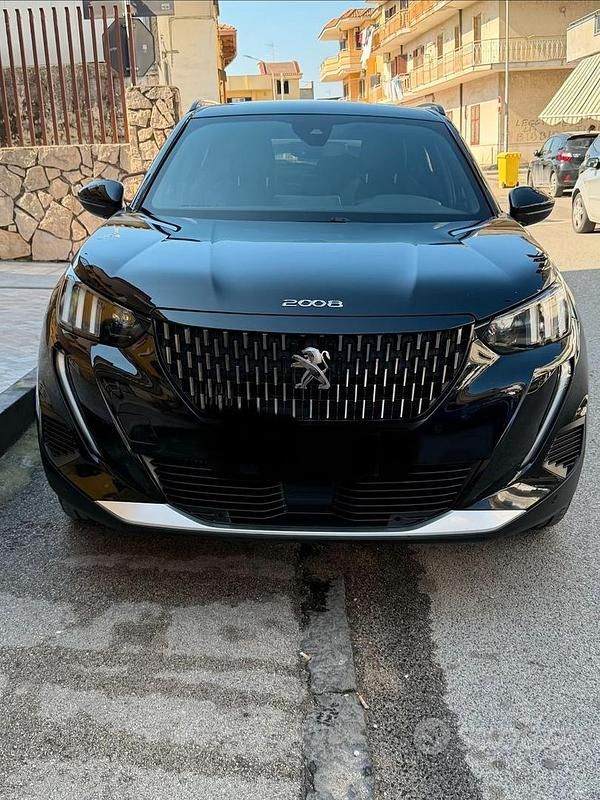 Usata Peugeot 2008 131 CV (96 kW) 2023 Nero SUV