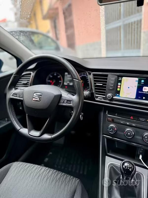 Usata Seat Leon 110 CV (80 kW) 2016 Blu Berlina