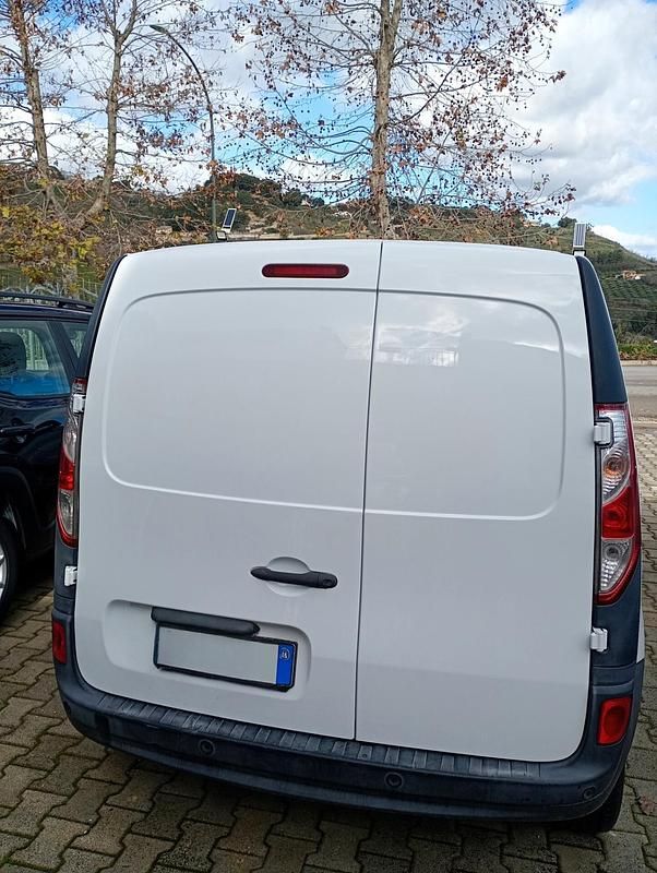 Usata Renault Kangoo 74 CV (54 kW) 2016 Bianco Monovolume