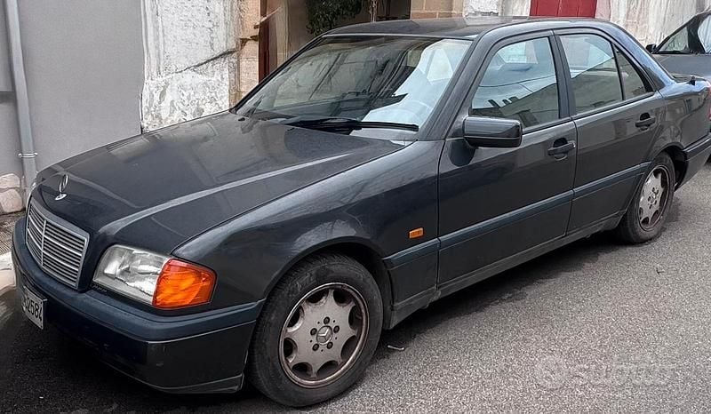 Usata Mercedes C180 1993 Berlina