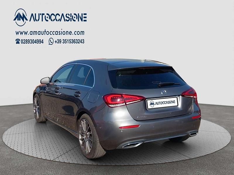 Usata Mercedes A180 136 CV (100 kW) 2019 Grigio Berlina