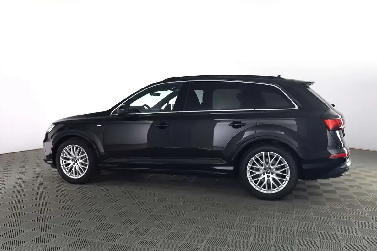 Usata Audi Q7 Sport 286 CV (210 kW) 2023 Nero mythos SUV