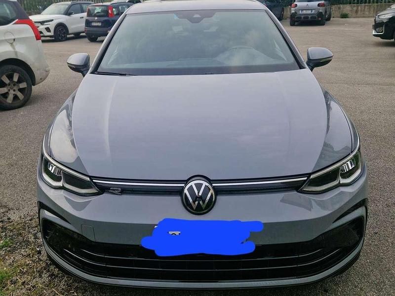 Usata VW Golf VIII R-line 150 CV (110 kW) 2023 Grigio Berlina