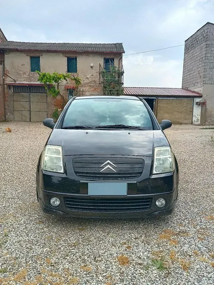 Usata Citroën C2 68 CV (50 kW) 2004 Nero Utilitaria